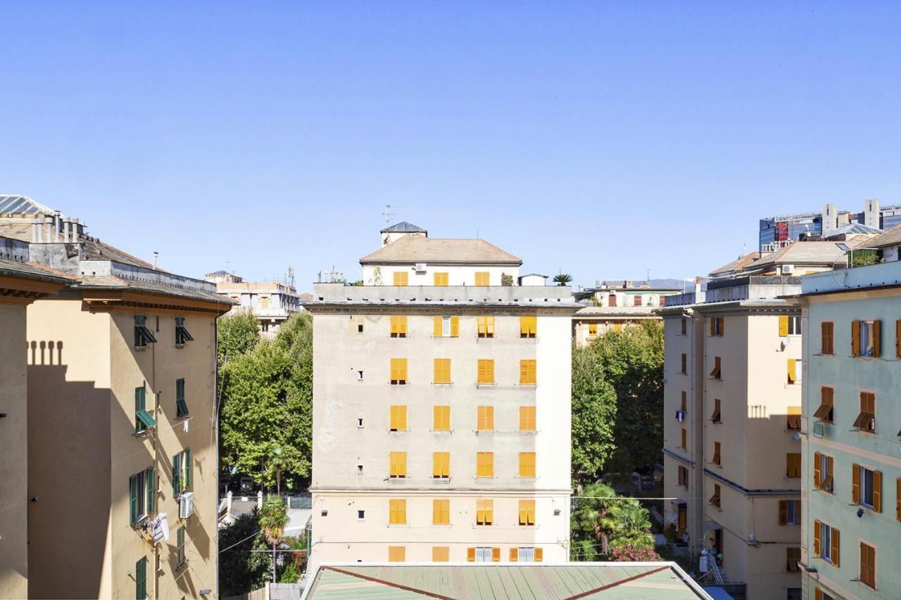 Colore E Stile Nel Centro Di Genova By Wonderful Italy Apartment Luaran gambar